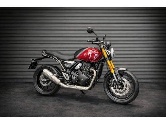 TRIUMPH SPEED 400 